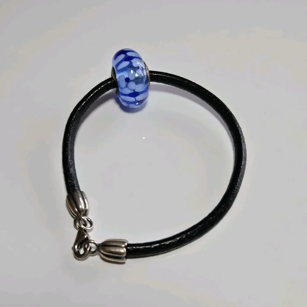 Pandora black cord
